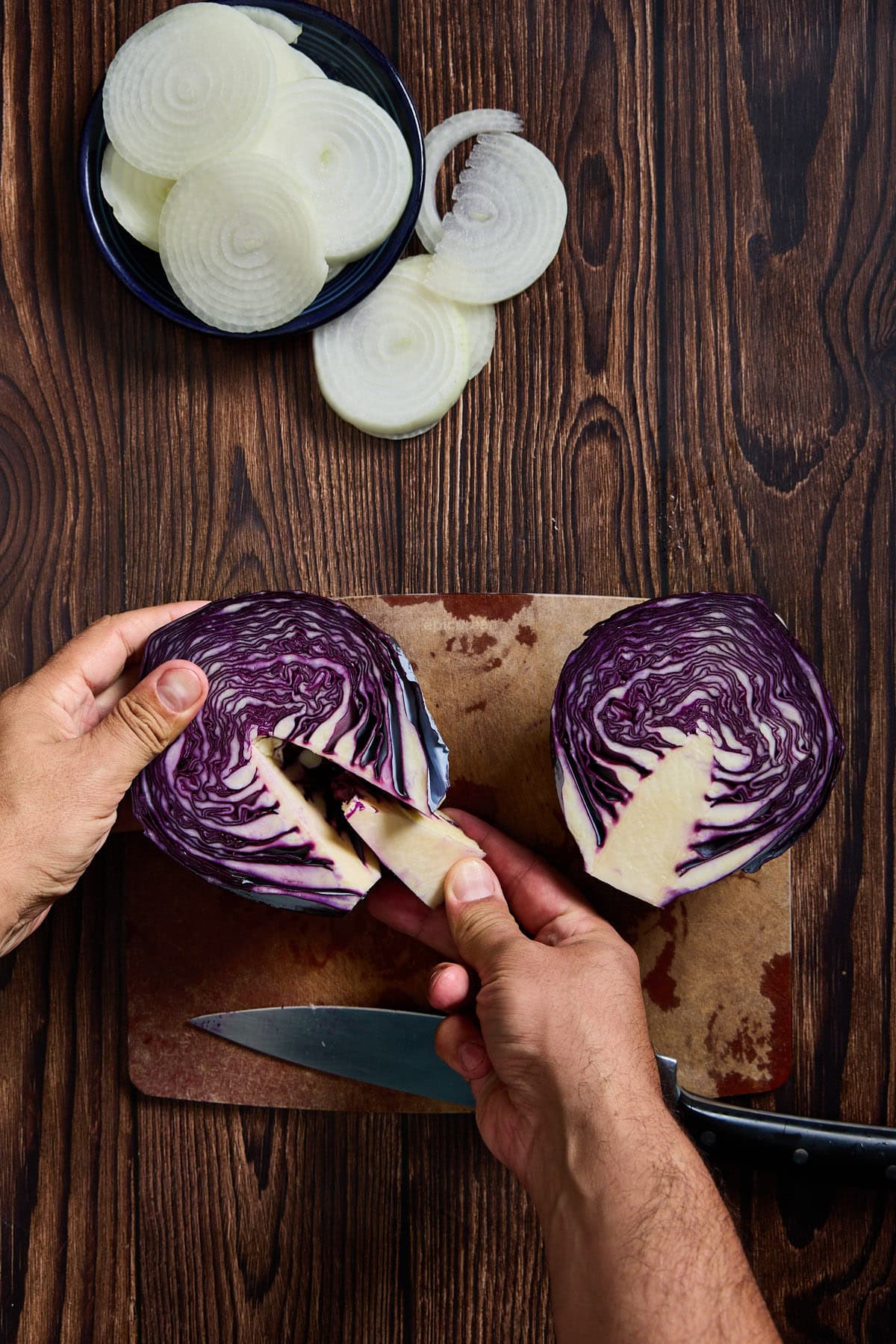 the core of red cabbage being removed